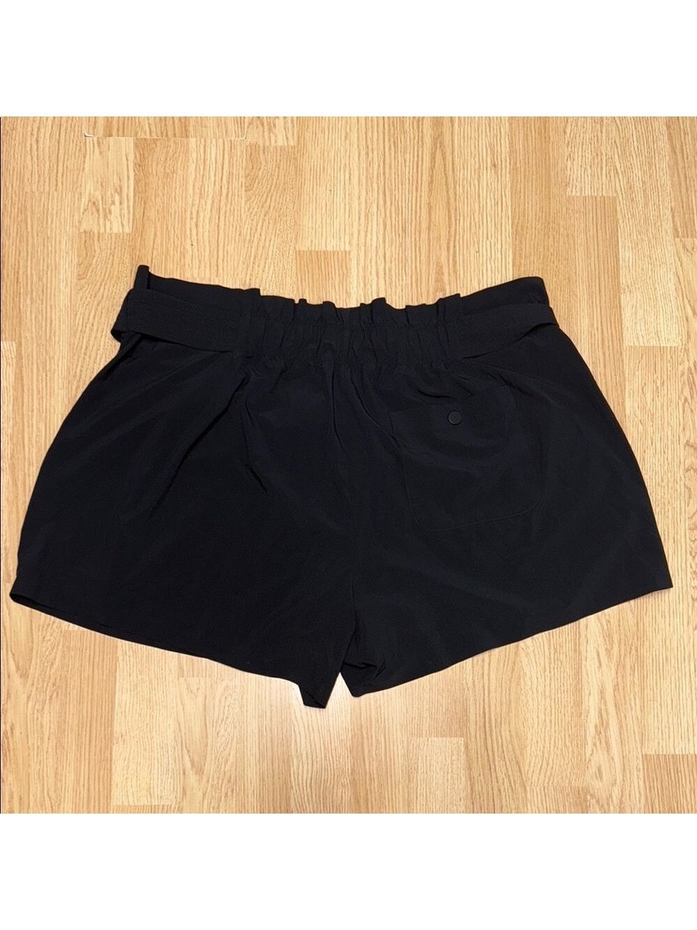Athleta Skyline Short II 18 Black Paperbag Waist Athleisure Shorts - Picture 9 of 10